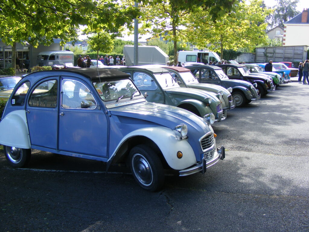 Rassemblement de véhicules de collection